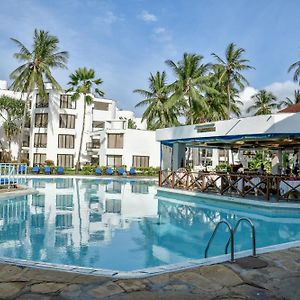 North Coast Beach Hotel